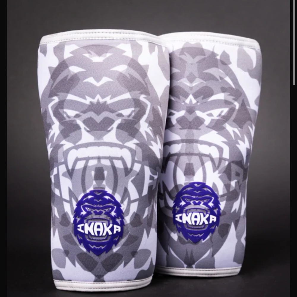 INAKA power v2 knee sleeves